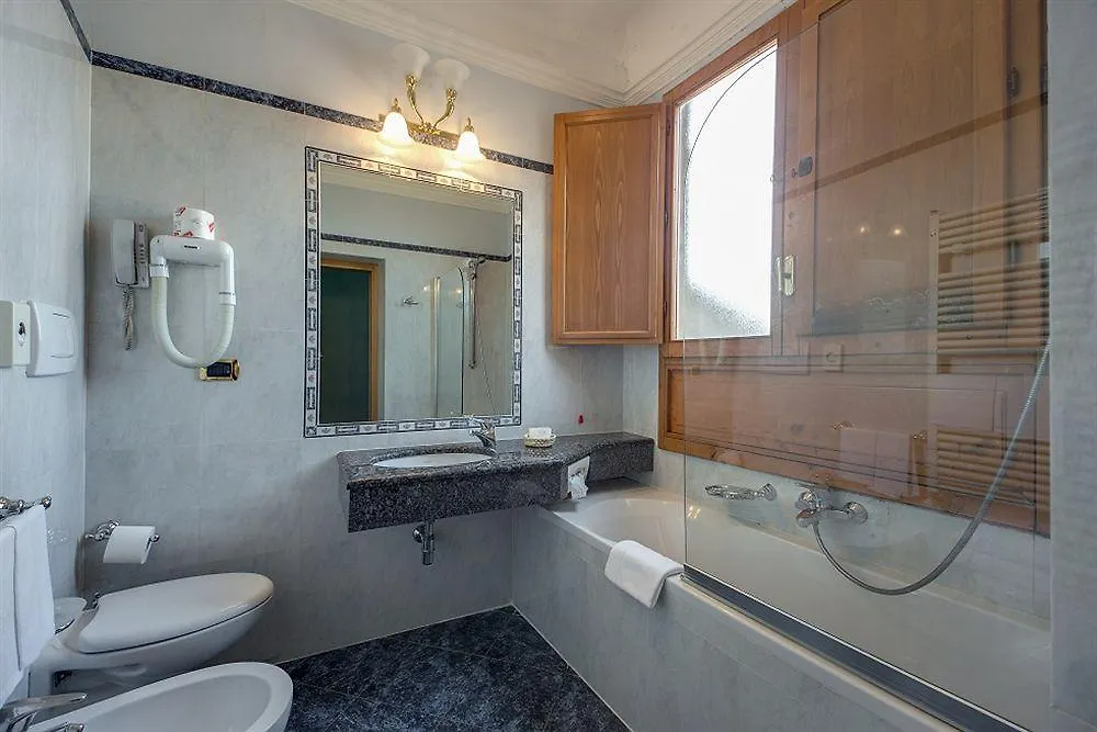 Hotel Bigallo Florence 3*,  Italy