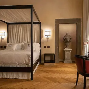 Relais Uffizi **** Florença